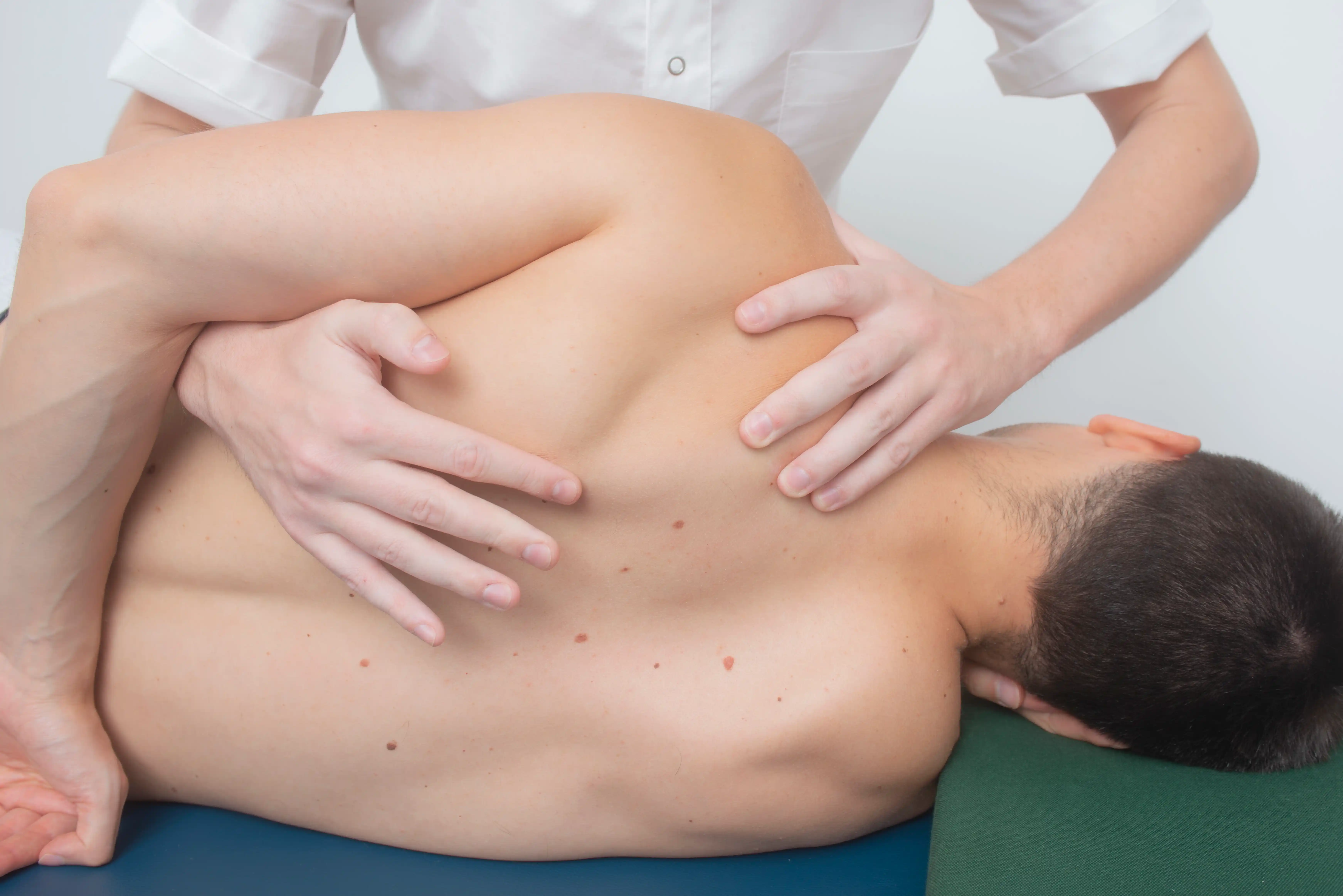 Trattamento osteopatico dorso